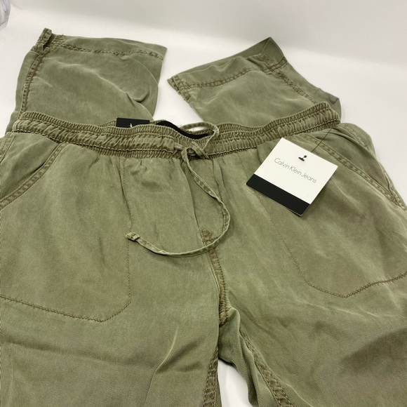 Calvin Klein Pants - NEW Calvin Klein Jeans Women's Soft Pants olive.